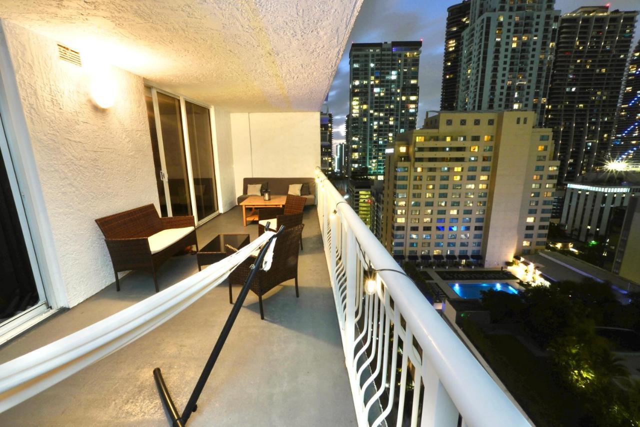 & Sea View+free Parking Modern Apartment Miami
