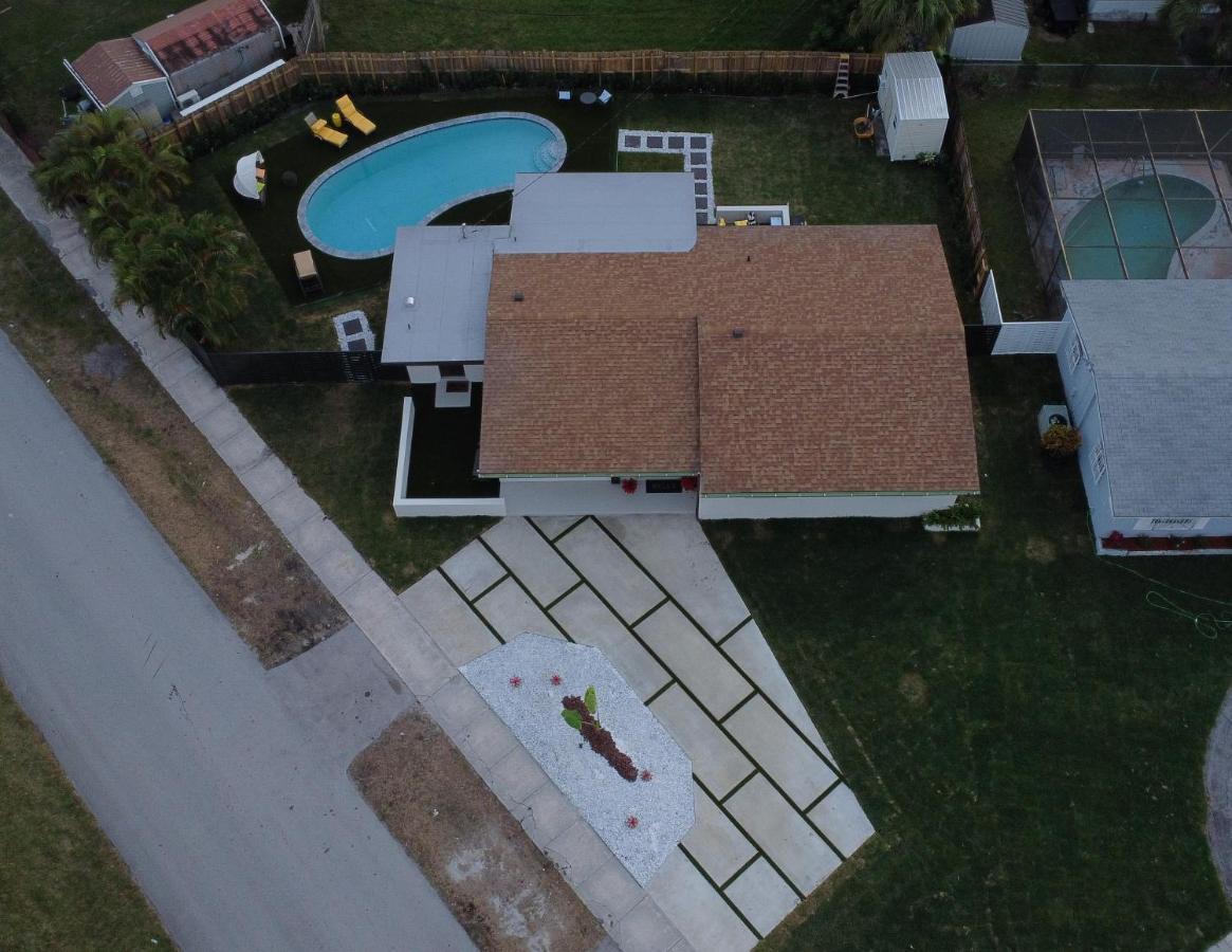 Welcome To 305 Holiday home