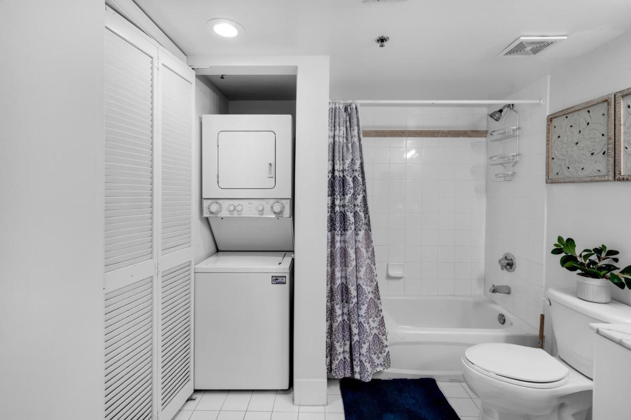 Luxurious In Brickell With Free Parking Apartment