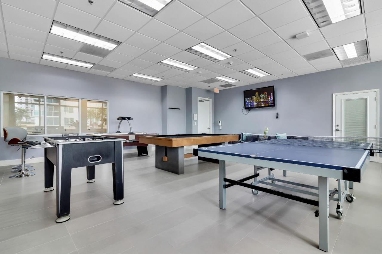 Luxurious In Brickell With Free Parking Apartment