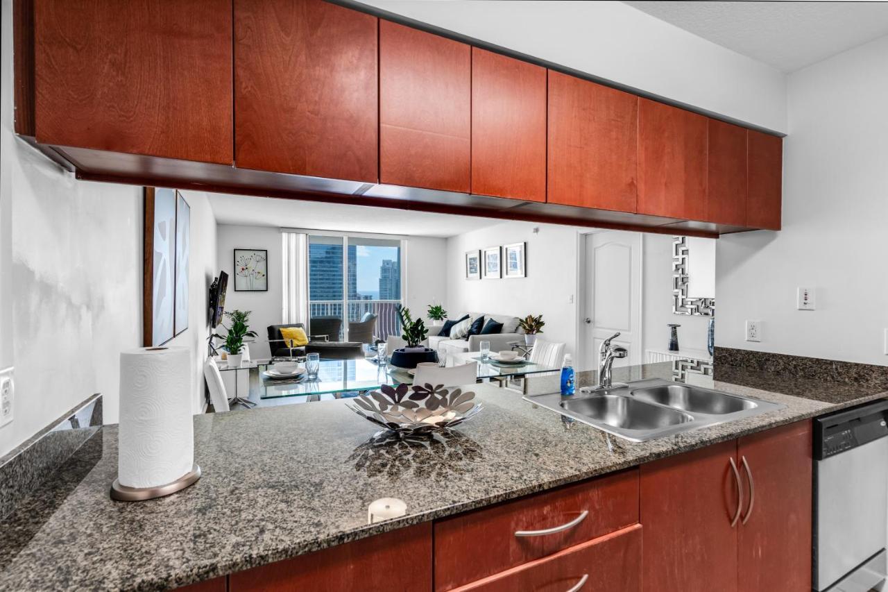 Apartment Luxurious In Brickell With Free Parking