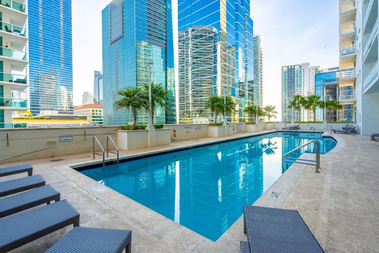 Luxurious In Brickell With Free Parking Apartment