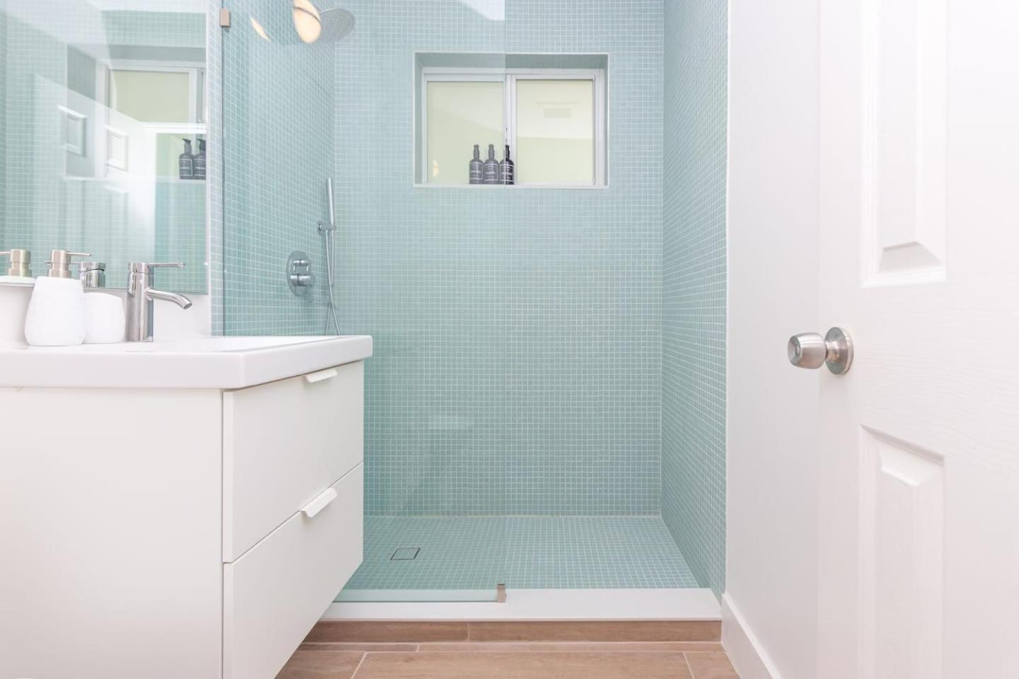 Apartment Stylish One Bedroom In El Portal #4 *
