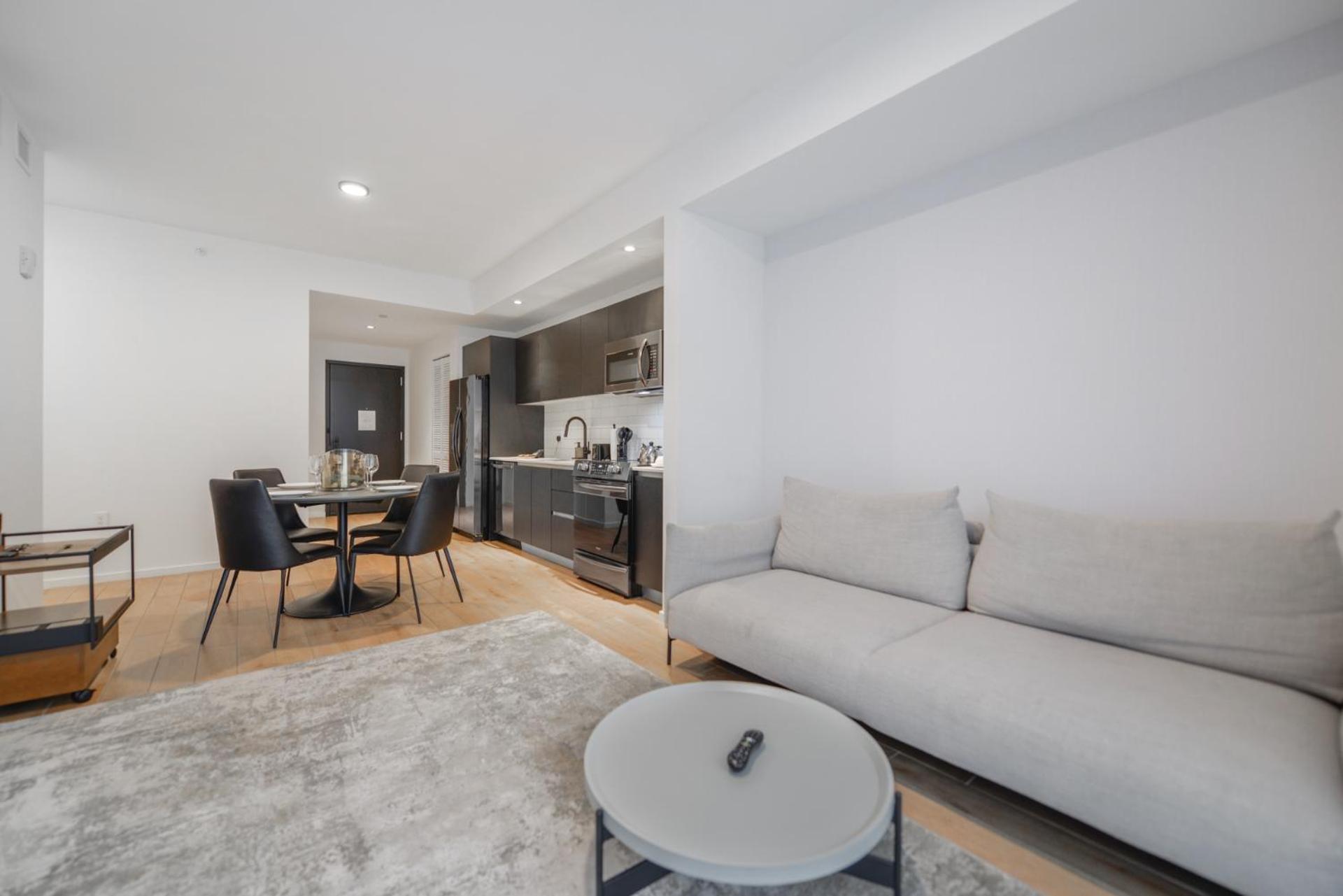 Apartment Breathtaking Views Near Bayfront Park *