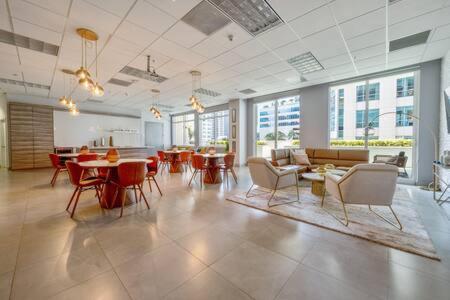 New Contempo - Bay Views & All Amenities Miami