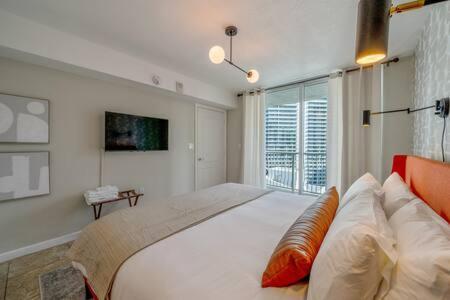 New Contempo - Bay Views & All Amenities Holiday home Miami