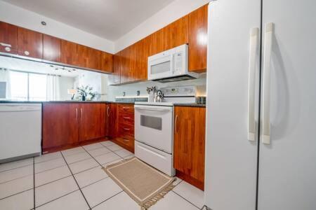 Holiday home New Contempo - Bay Views & All Amenities *