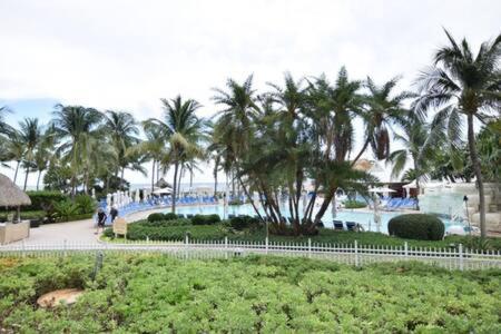 Holiday home The Palms, Ocean View Located At Ritz Carlton - Key Biscayne Miami
