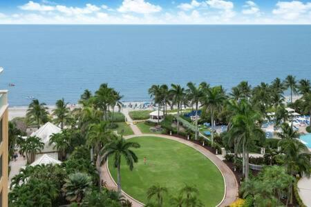 The Palms, Ocean View Located At Ritz Carlton - Key Biscayne