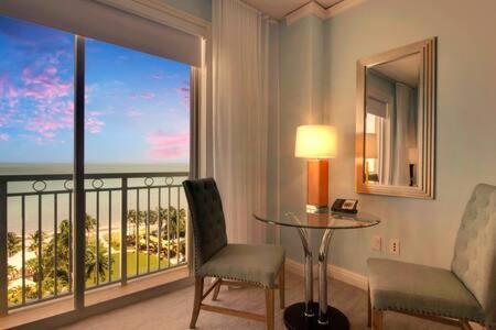 The Palms, Ocean View Located At Ritz Carlton - Key Biscayne Miami