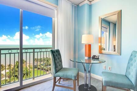 The Palms, Ocean View Located At Ritz Carlton - Key Biscayne * Miami