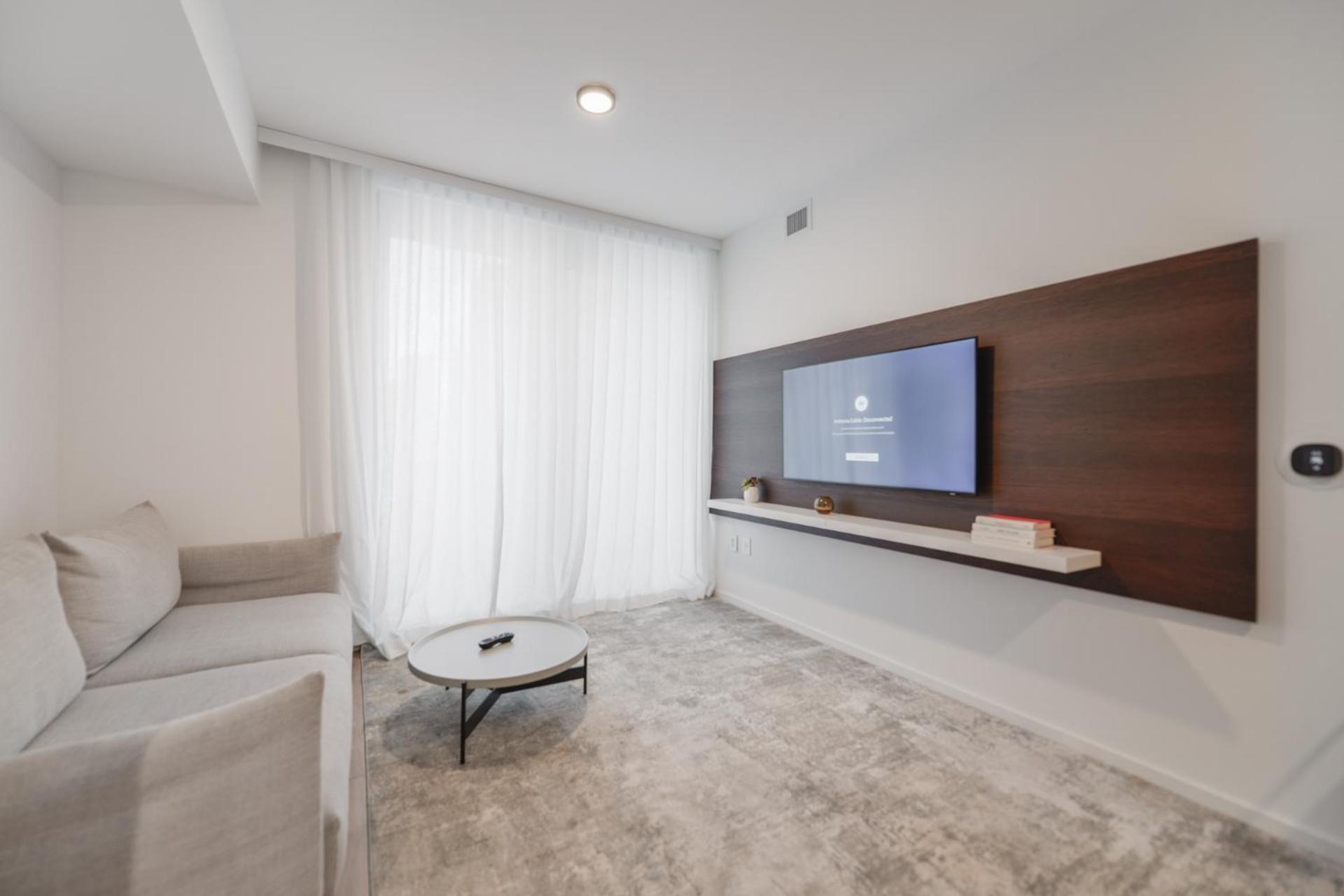 Apartment Breathtaking Views Near Bayfront Park