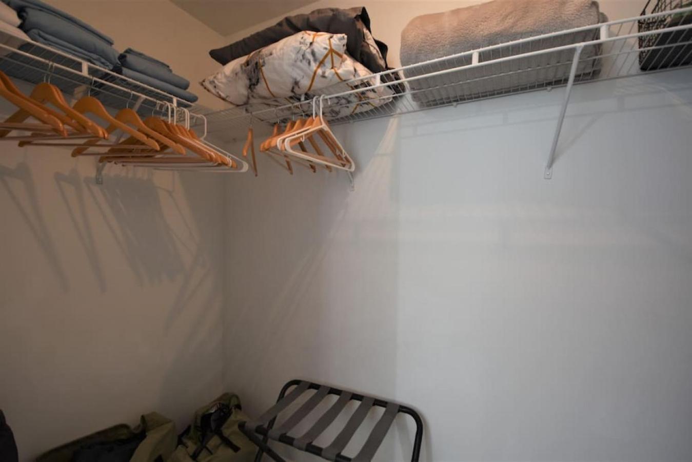 Lovely Midblock Building 1 Bedroom 1 Bathroom Apartment Miami