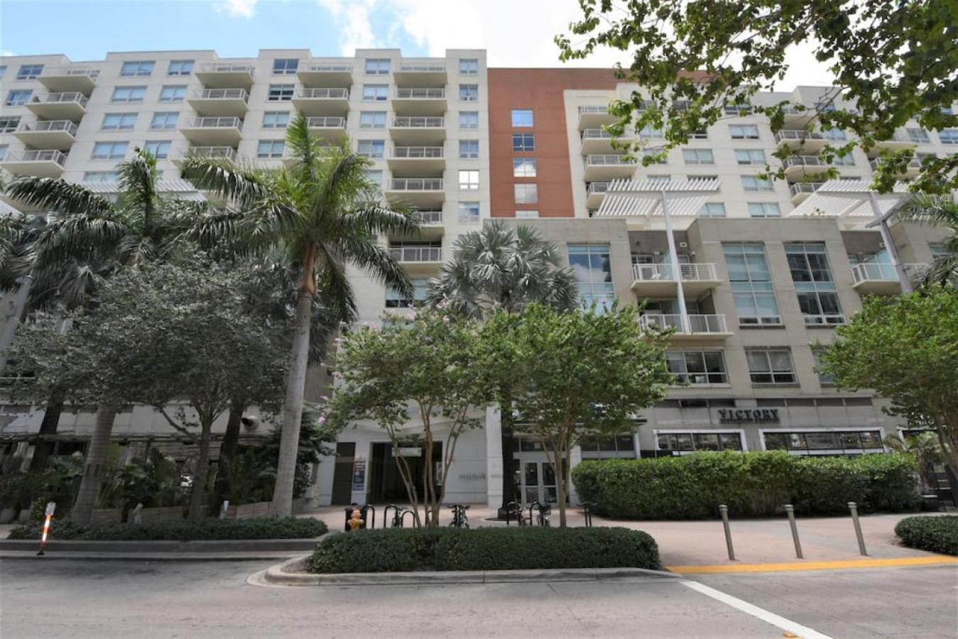 Lovely Midblock Building 1 Bedroom 1 Bathroom Apartment Miami
