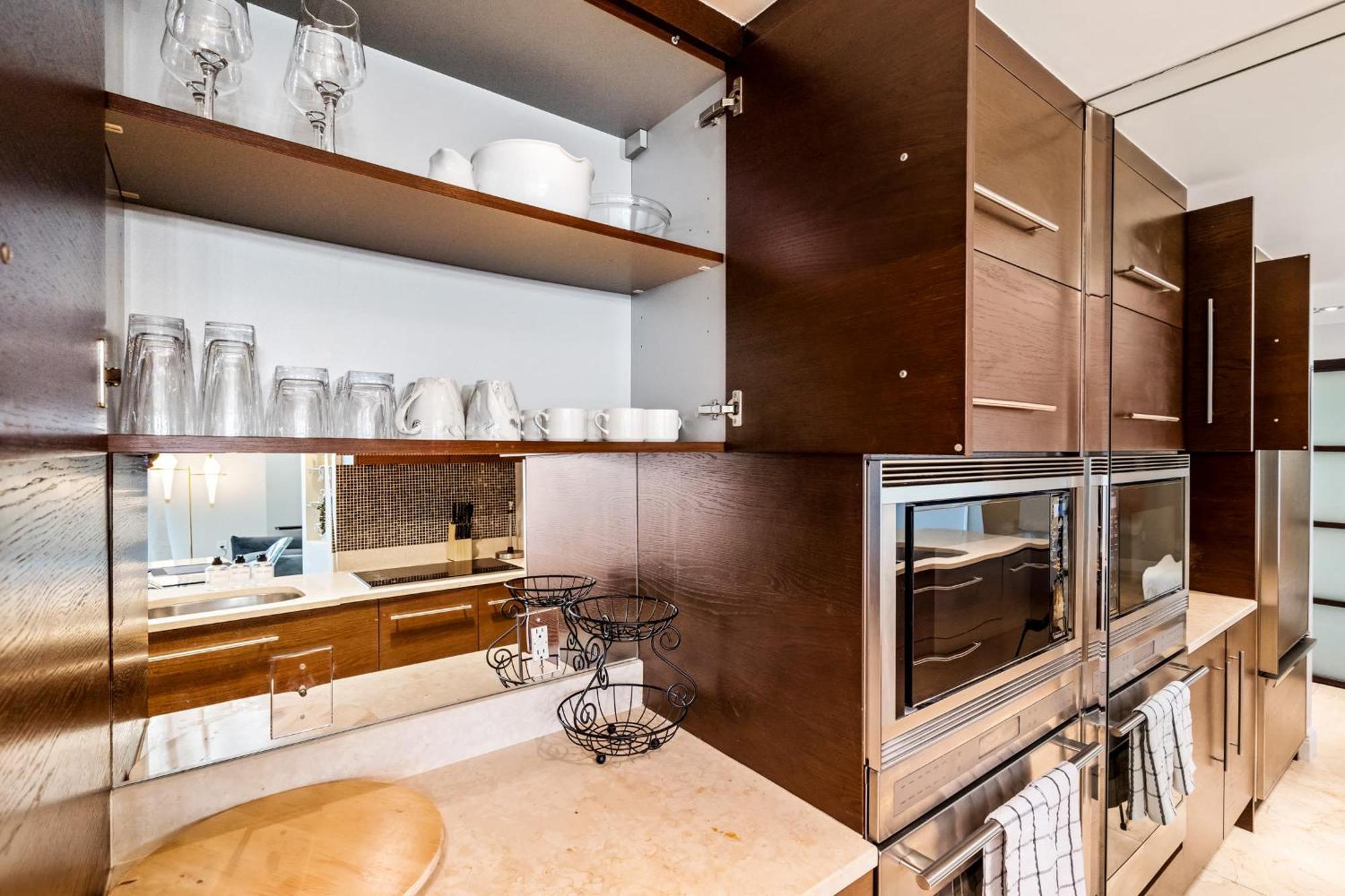 Holiday home Luxury 2 Bd Free Pool + Gym + Miami