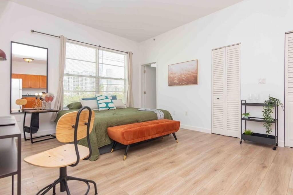 Downtown 1-br With Balcony - 5 Minutes To Wynwood