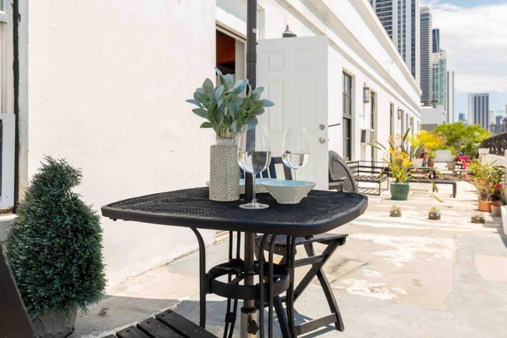 Downtown 1-br With Balcony - 5 Minutes To Wynwood Apartamento *
