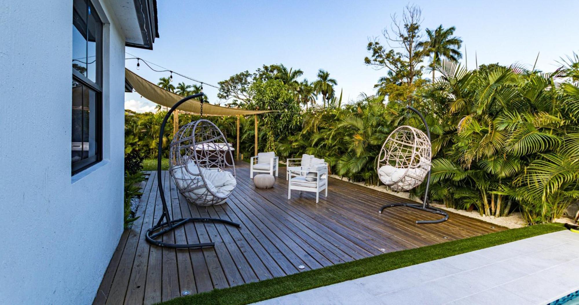 Tropical Wjacuzzi Big Terrace & Billiards Villa Miami