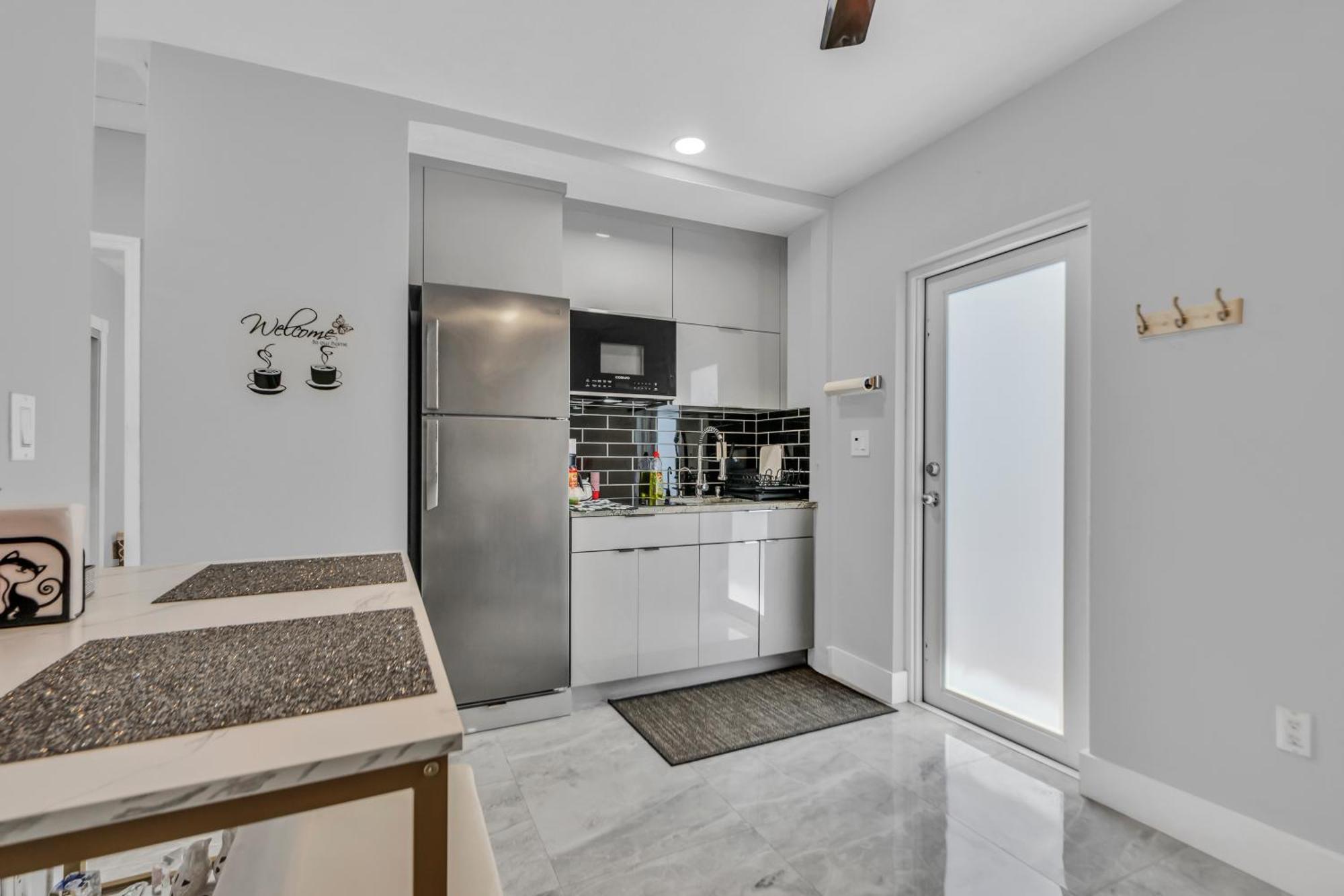 Apartamento Little Gables Studio-your Escape-10min Airport *