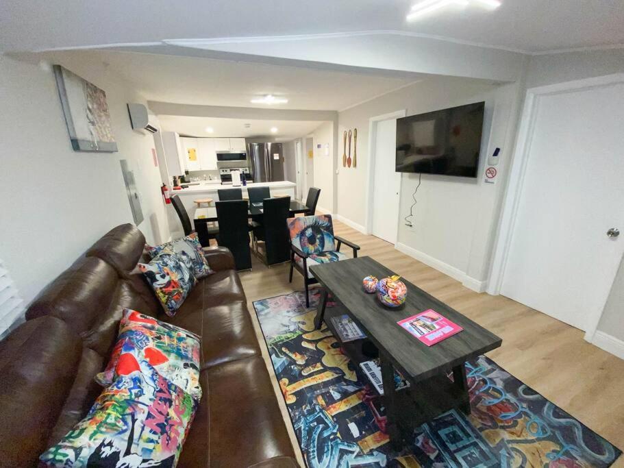 Unique Art Escape W/ Hottub, Arcade & Murals Casa de férias Miami