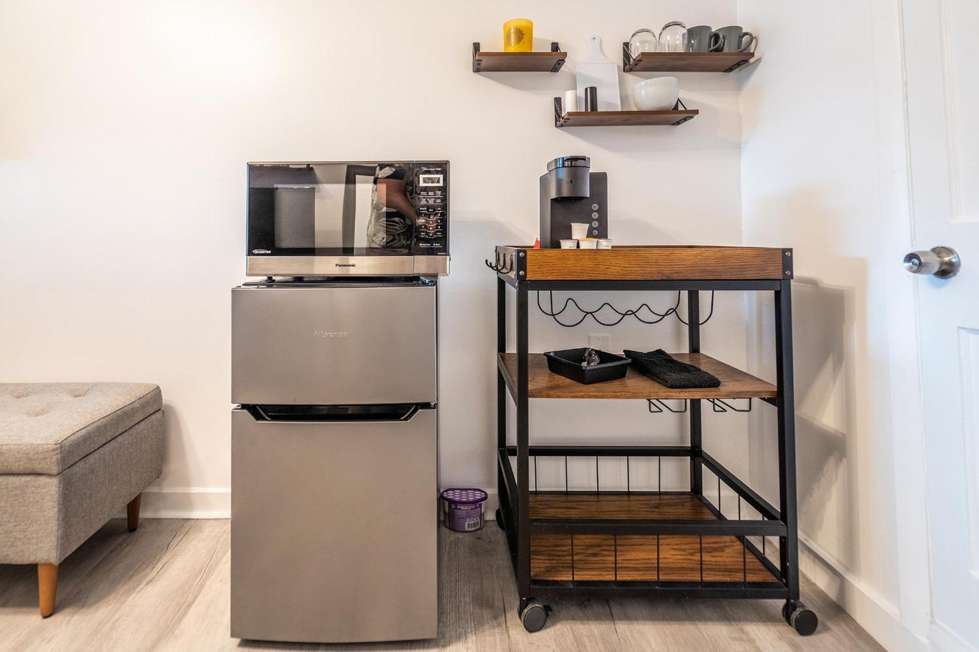 Cozy W/gated Parking Apartment Miami