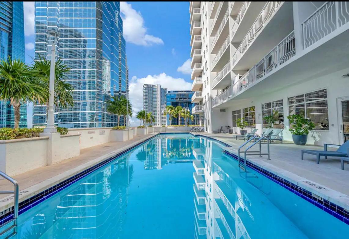 Location - Boho Brickell-spectacular Views-walk, Wi-fi, Water *