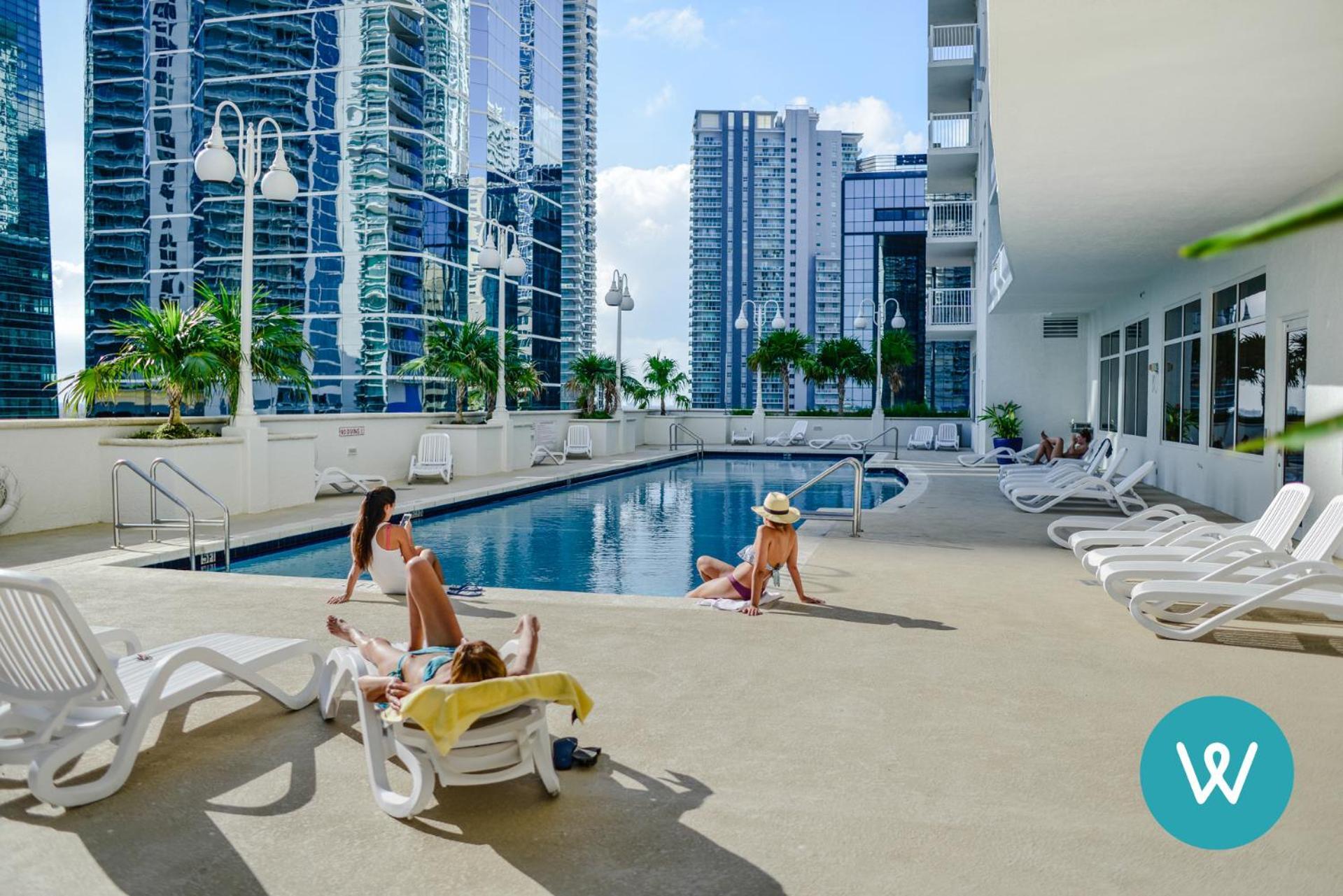 Apartment Stunning At Brickell With Pool & Gym