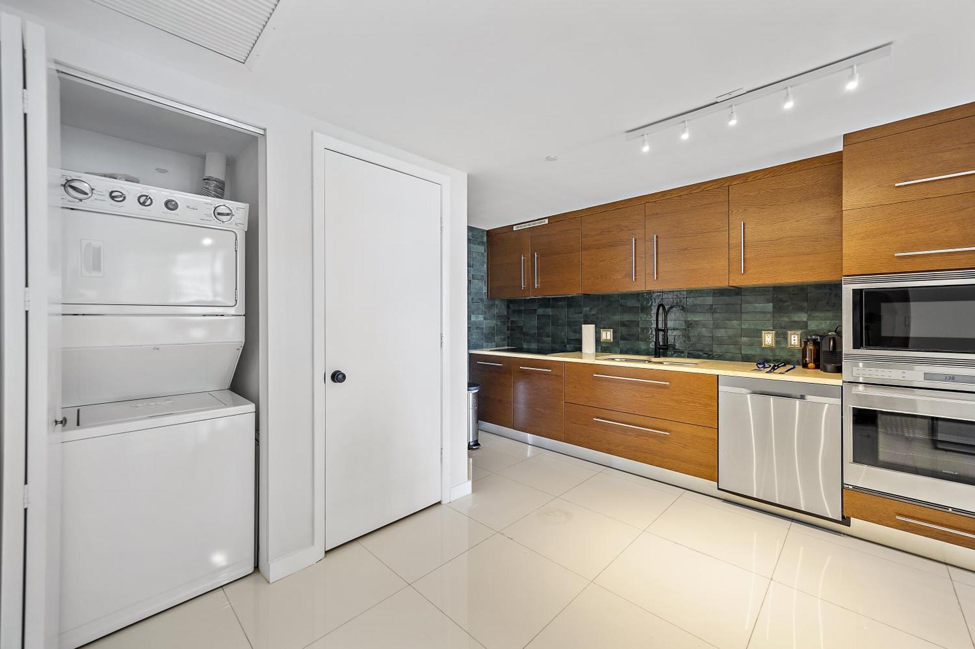 Icon Brickell Residences