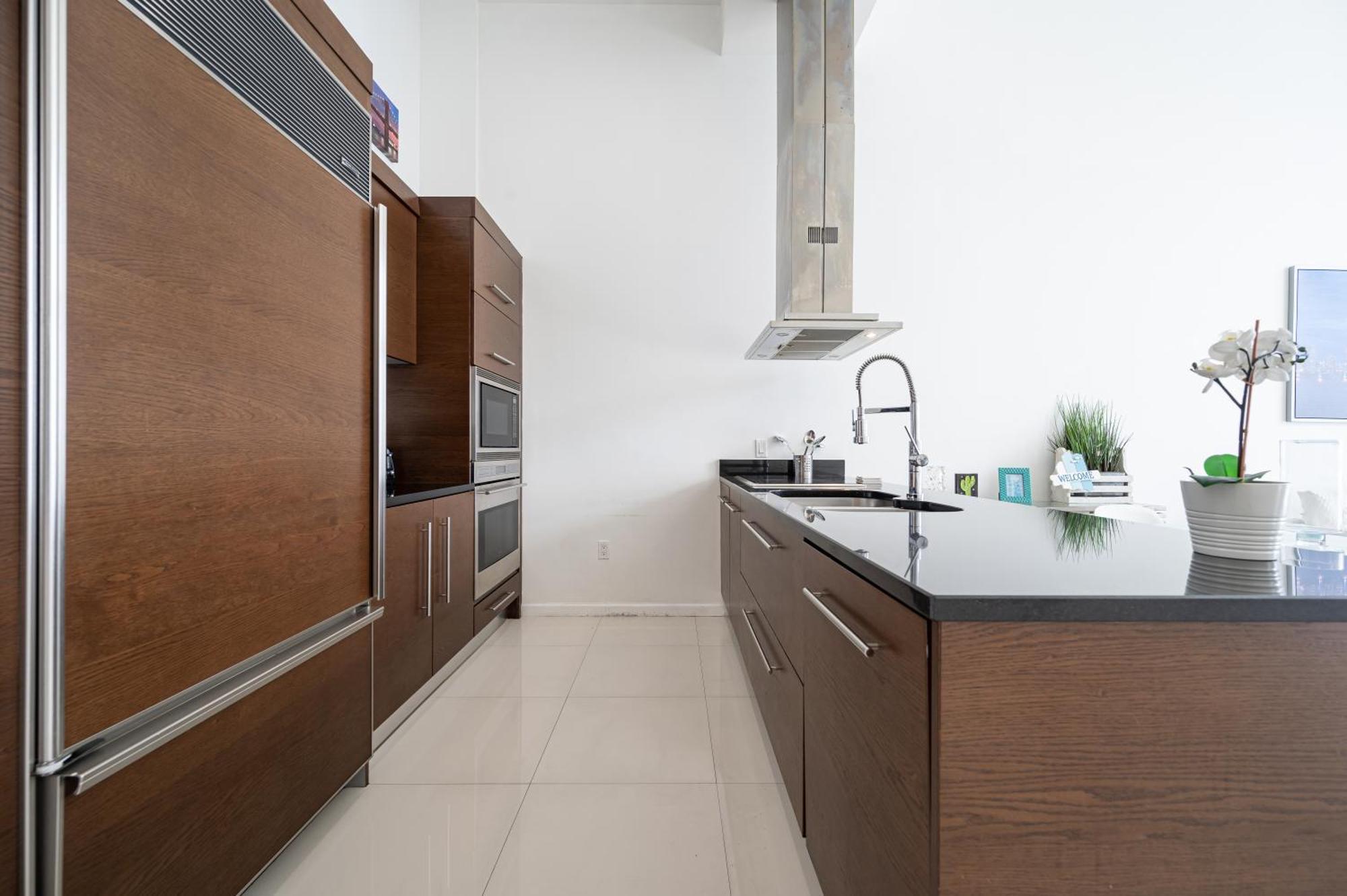 Icon Brickell Residences * Miami