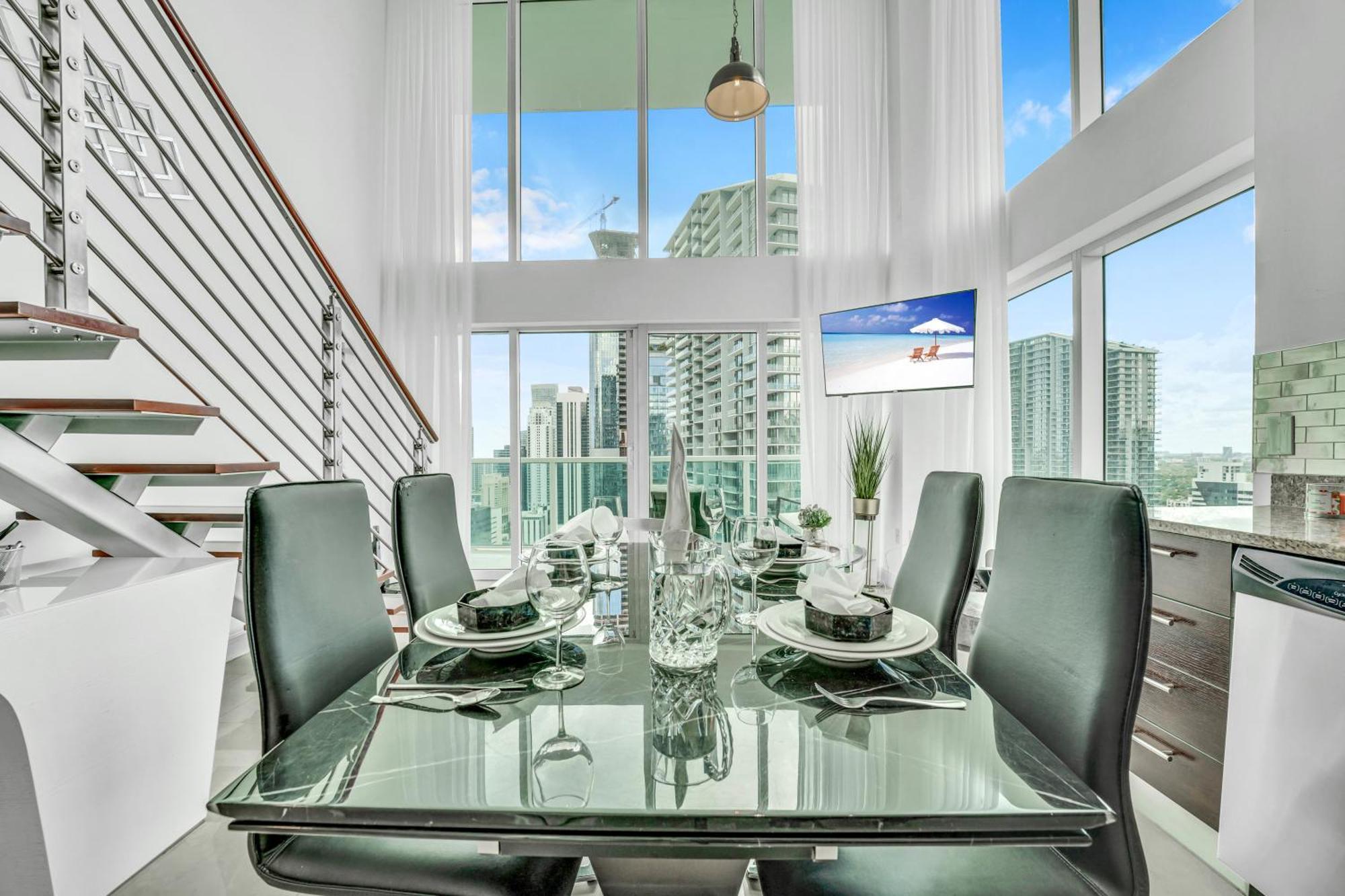 Holiday home Modern 2 Story Loft 2br With Breathtaking Views *