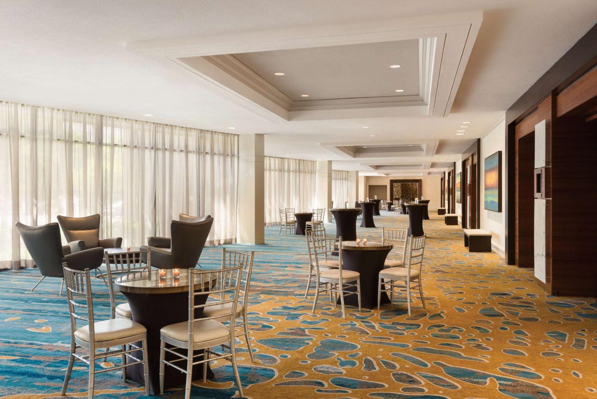 Hilton Airport Blue Lagoon 4* Miami