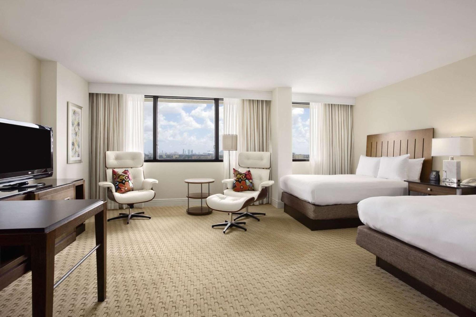 Hilton Airport Blue Lagoon Hotel 4*