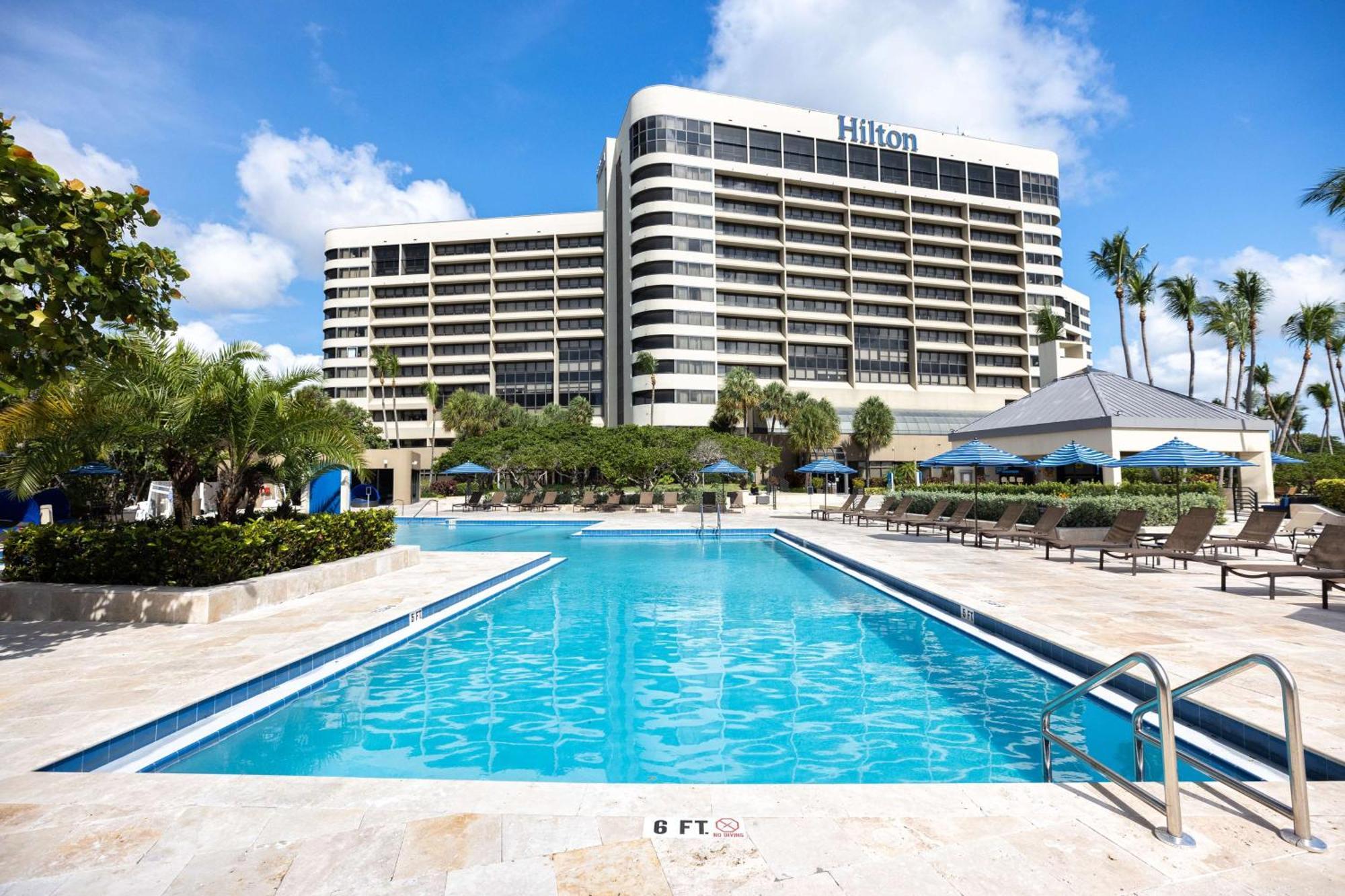 Hotel Hilton Airport Blue Lagoon 4*