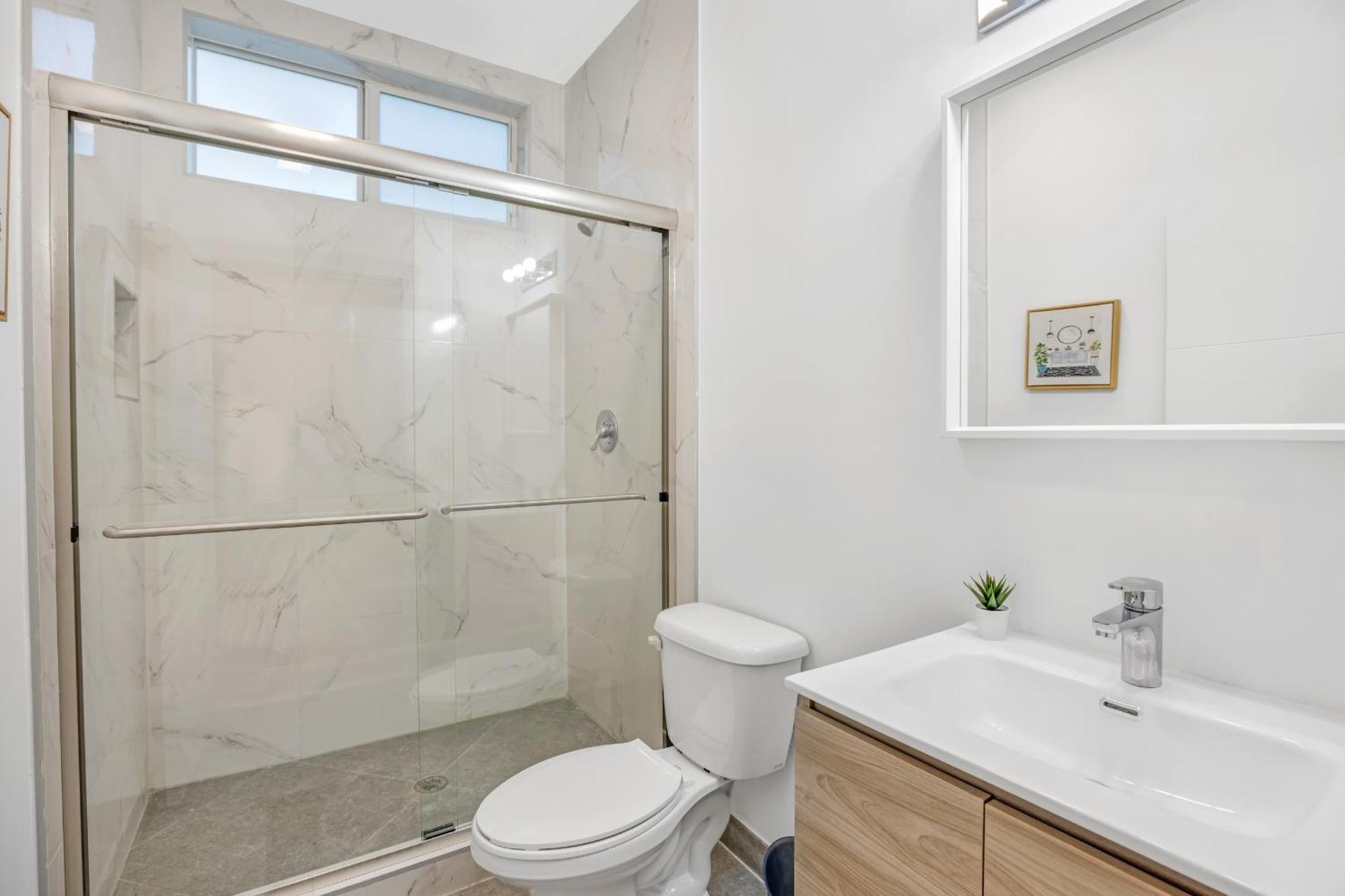 Up To 12 Guests! Modern Near Wynwood Miami