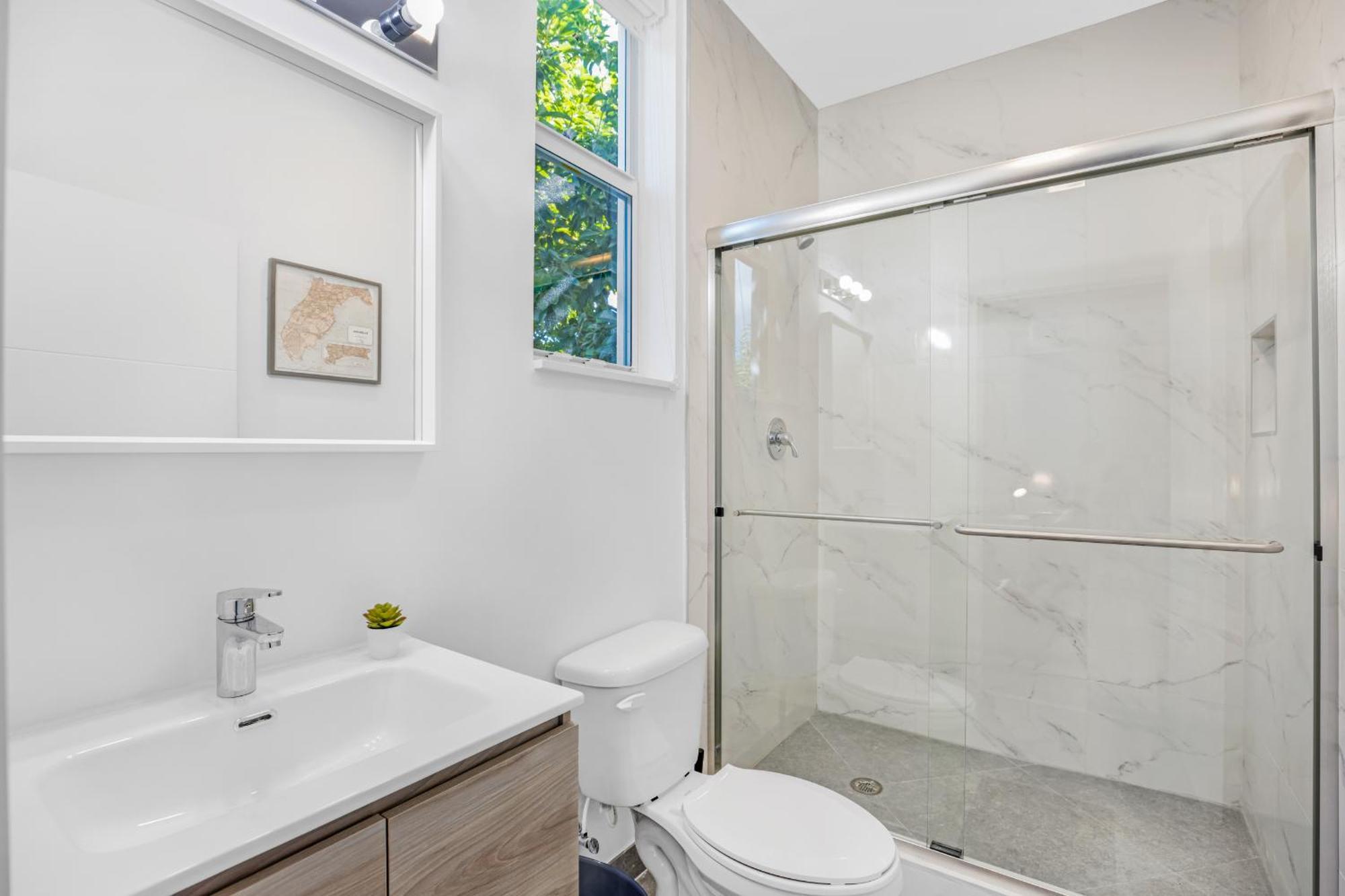 Up To 12 Guests! Modern Near Wynwood * Miami