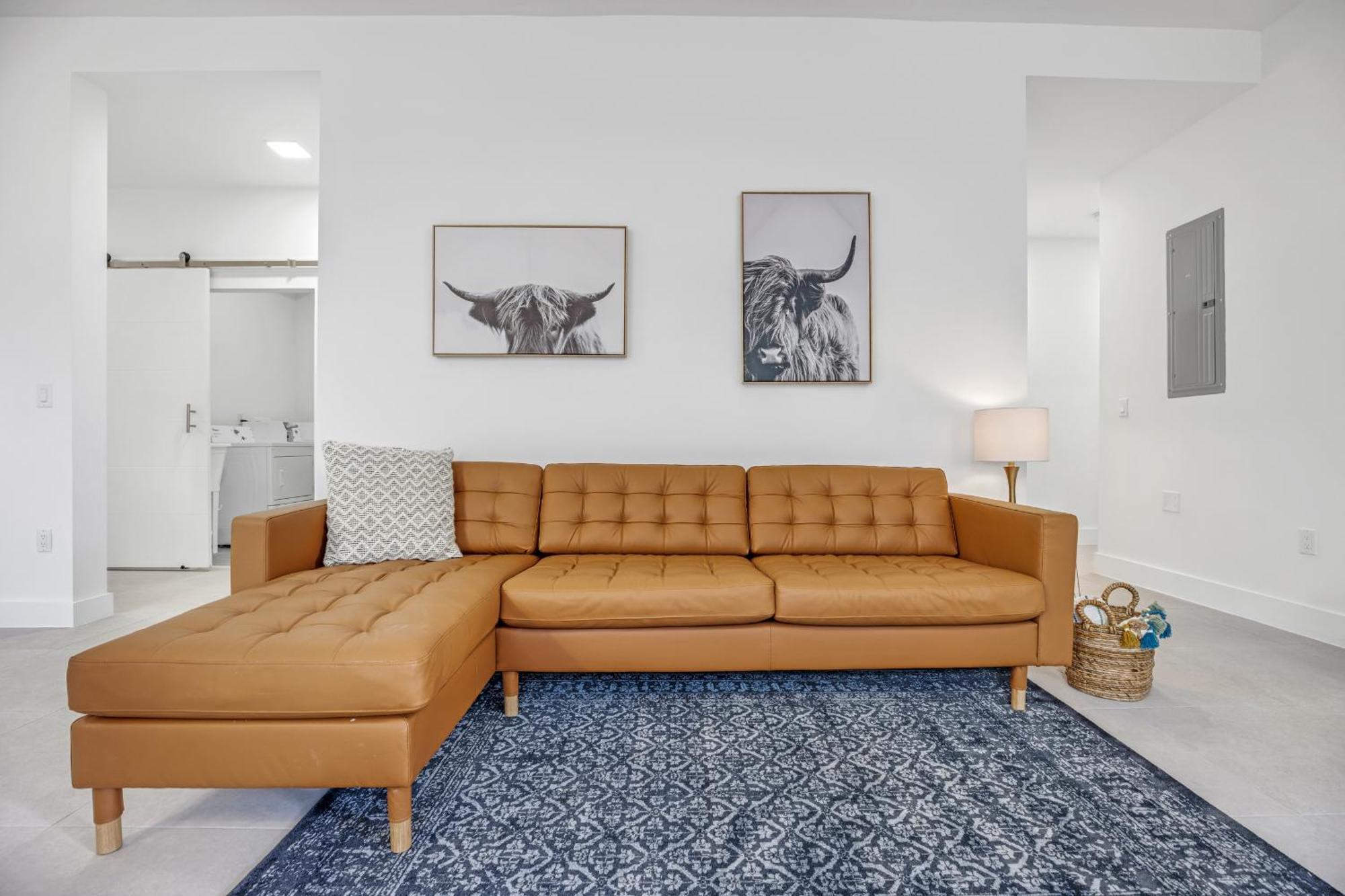 Up To 12 Guests! Modern Near Wynwood *
