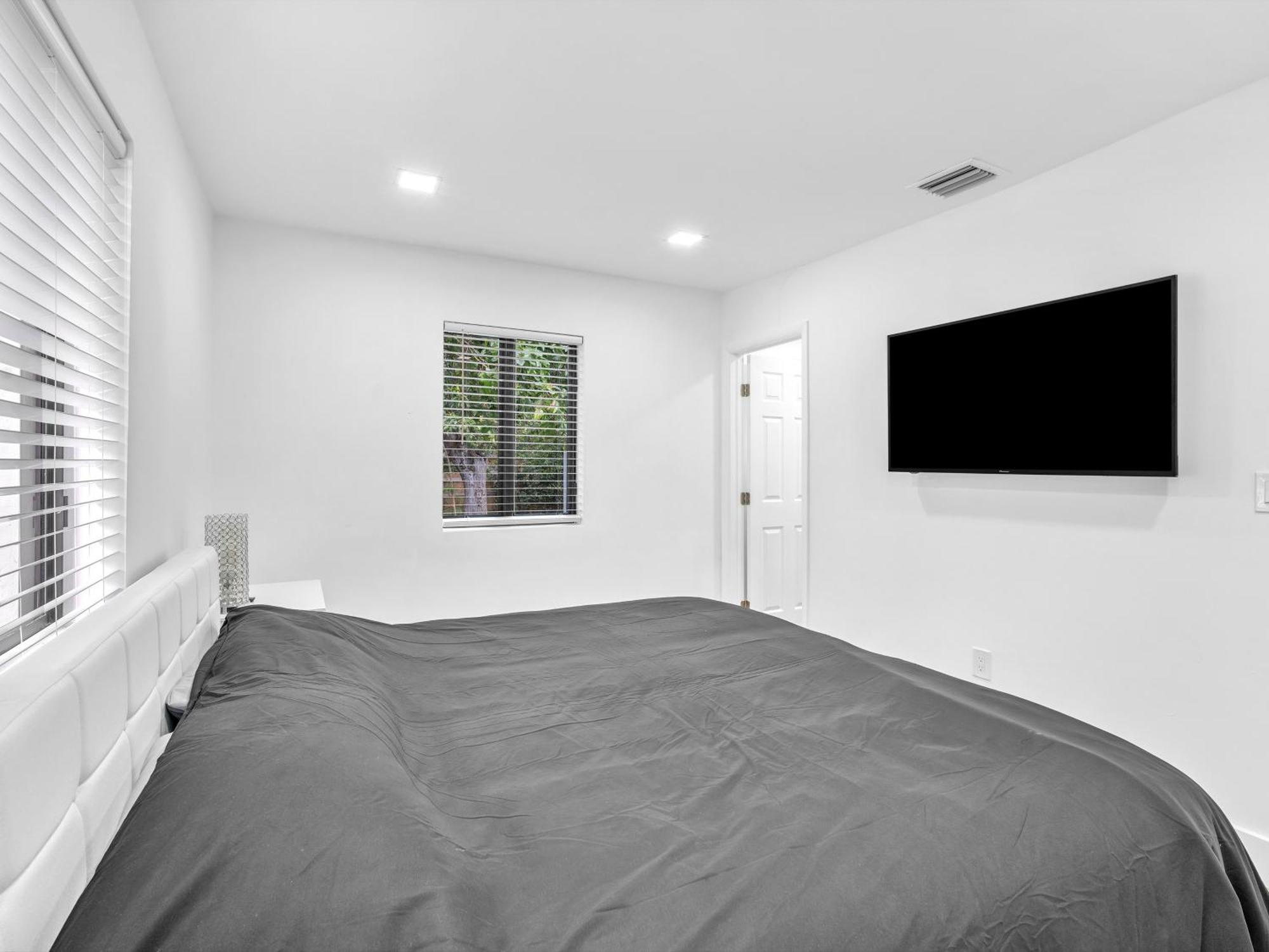 Holiday home Upscale 3 Bedroom House In Centric Location - In Shores Miami