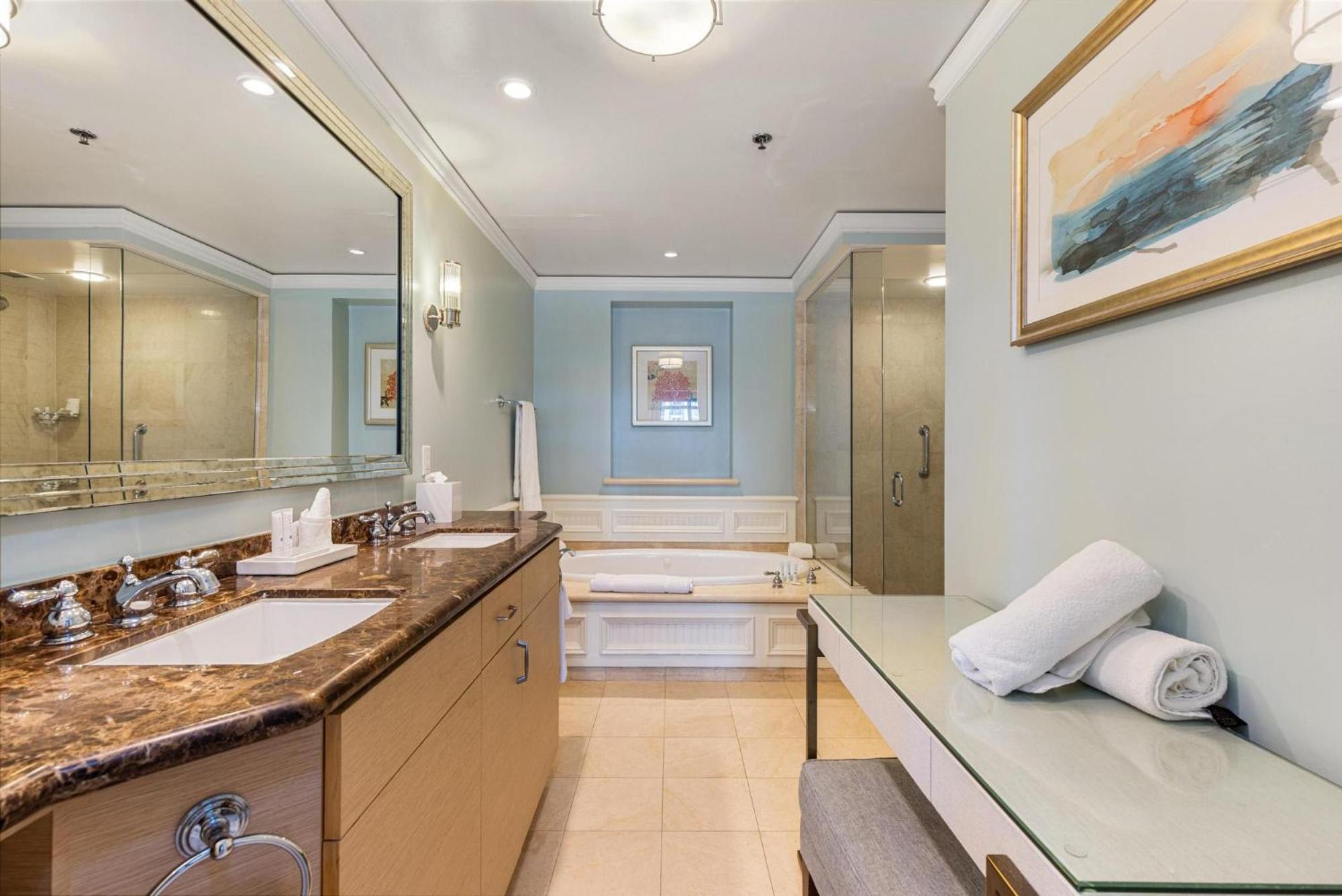 Unique 1br Located At Ritz Carlton-key Biscayne * Miami