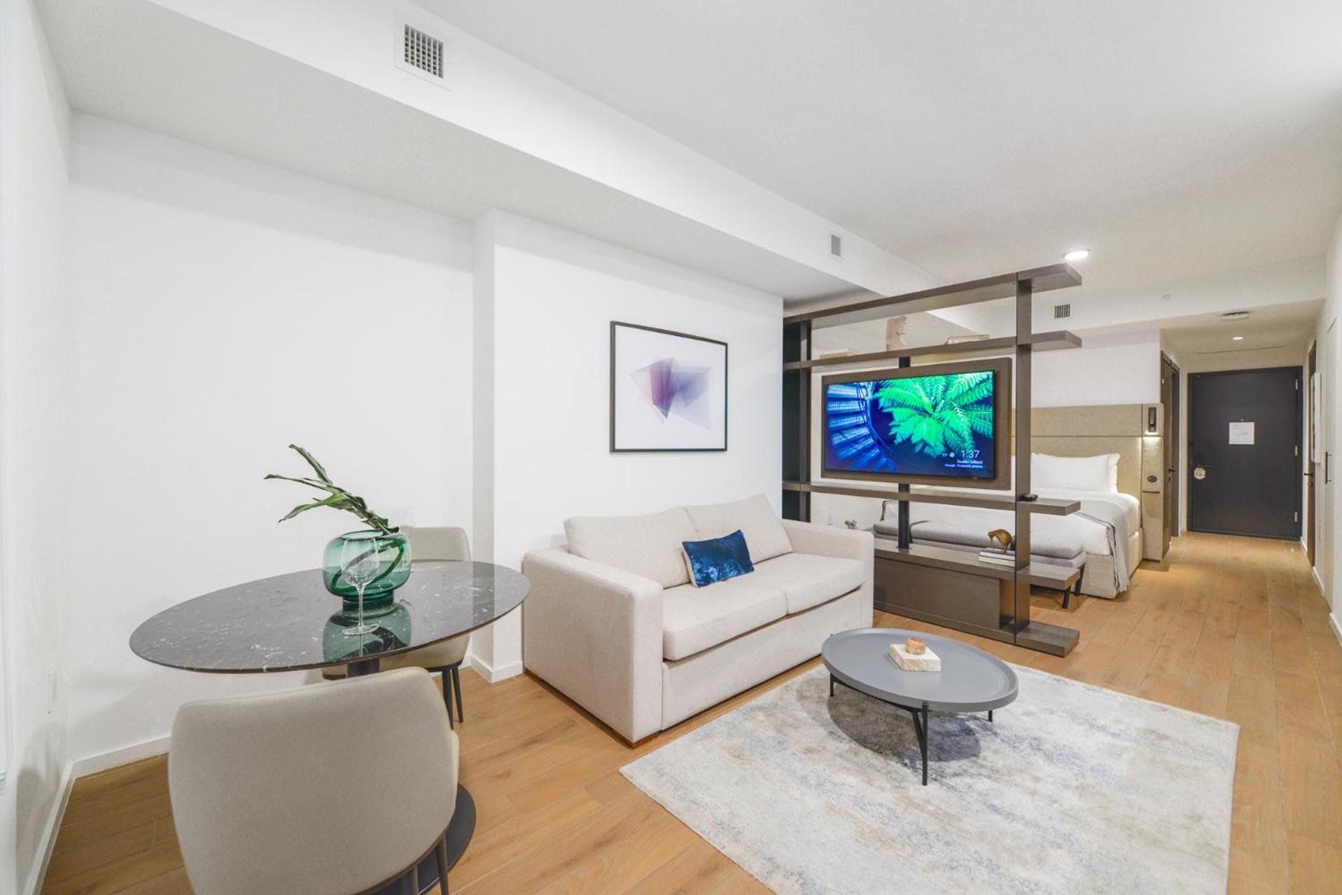 Prime Spot - Stunning Studio With Ocean And Bay Views Apartamento