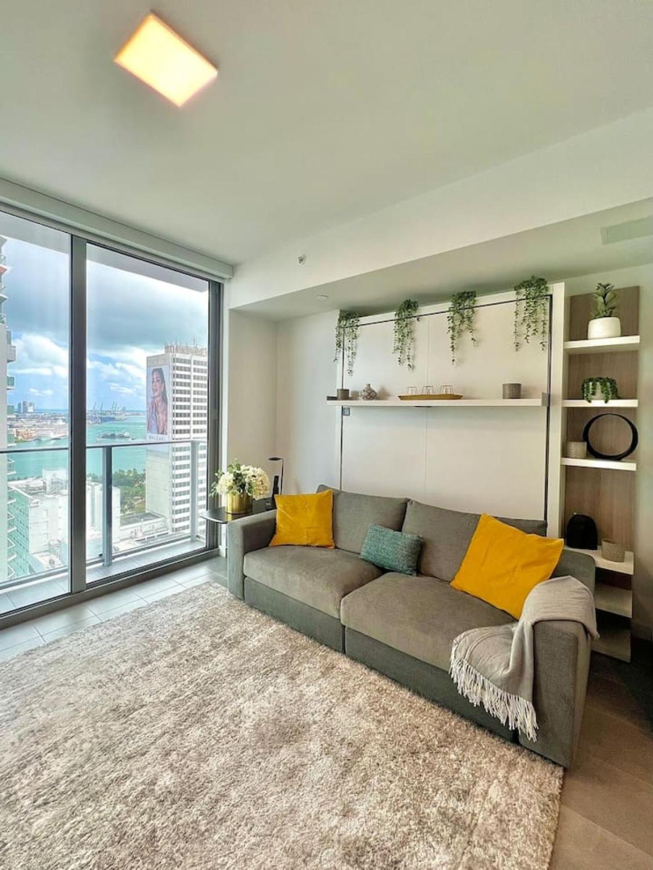 Ocean View Pool And Gym Apartamento