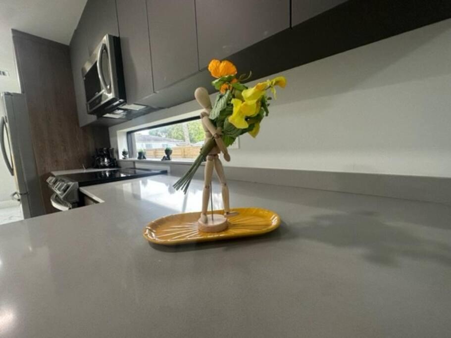 Luxe 3bed 3 Bath Minutes From Wynwood & Design Art District * Miami