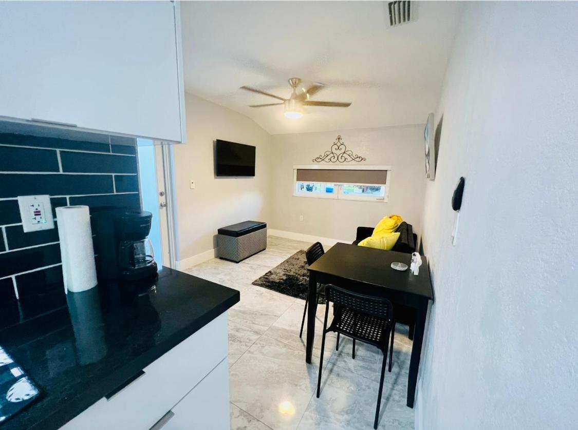 Apartamento Little Gables Studio-your Escape-10min Airport *