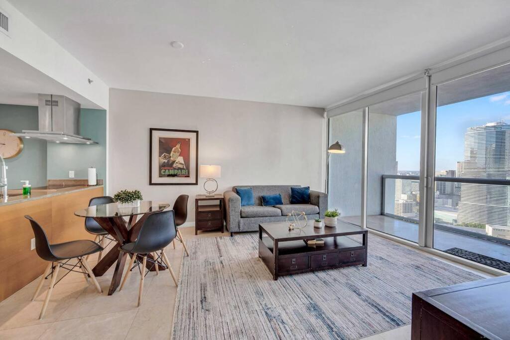 Icon 39th Floor 1 Bedroom Apartment- Bay & View- Free * Miami