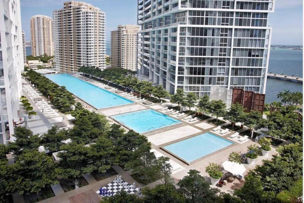 Icon 39th Floor 1 Bedroom Apartment- Bay & View- Free Apartment Miami