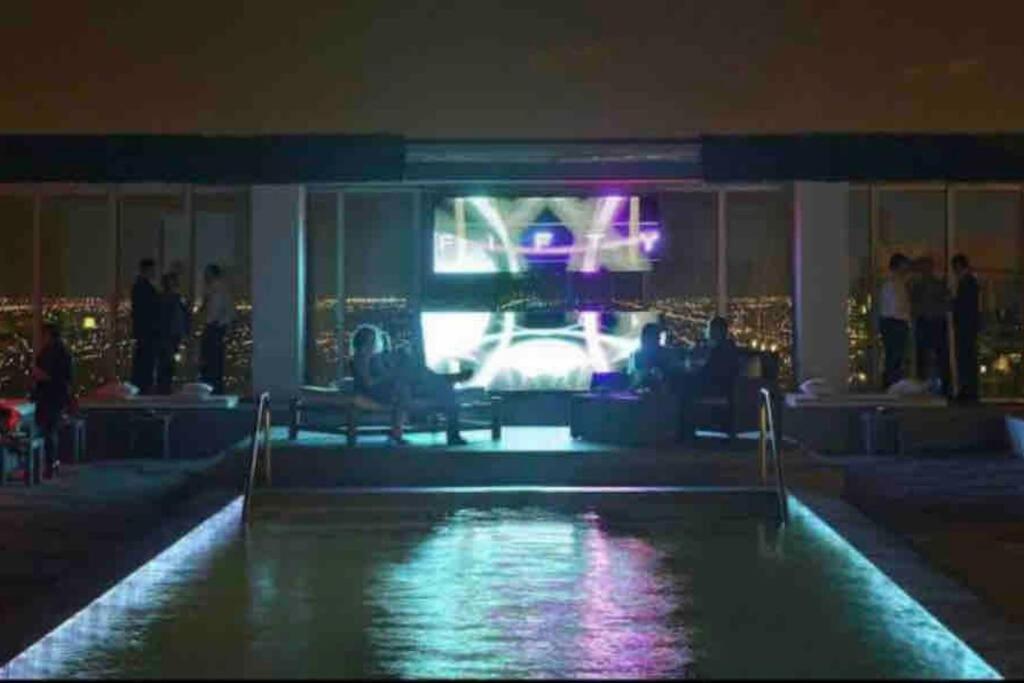 Icon 39th Floor 1 Bedroom Apartment- Bay & View- Free * Miami