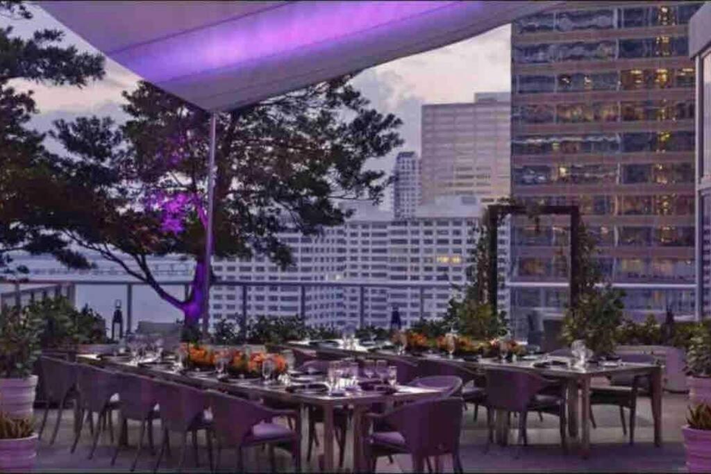 Icon 39th Floor 1 Bedroom Apartment- Bay & View- Free Apartment Miami