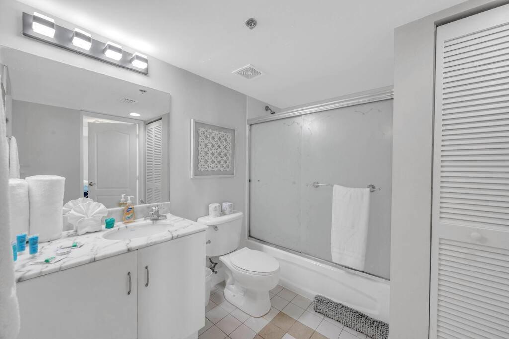 35th Floor 1 Bed 1 Bth • Brickell • Ocean View * Miami