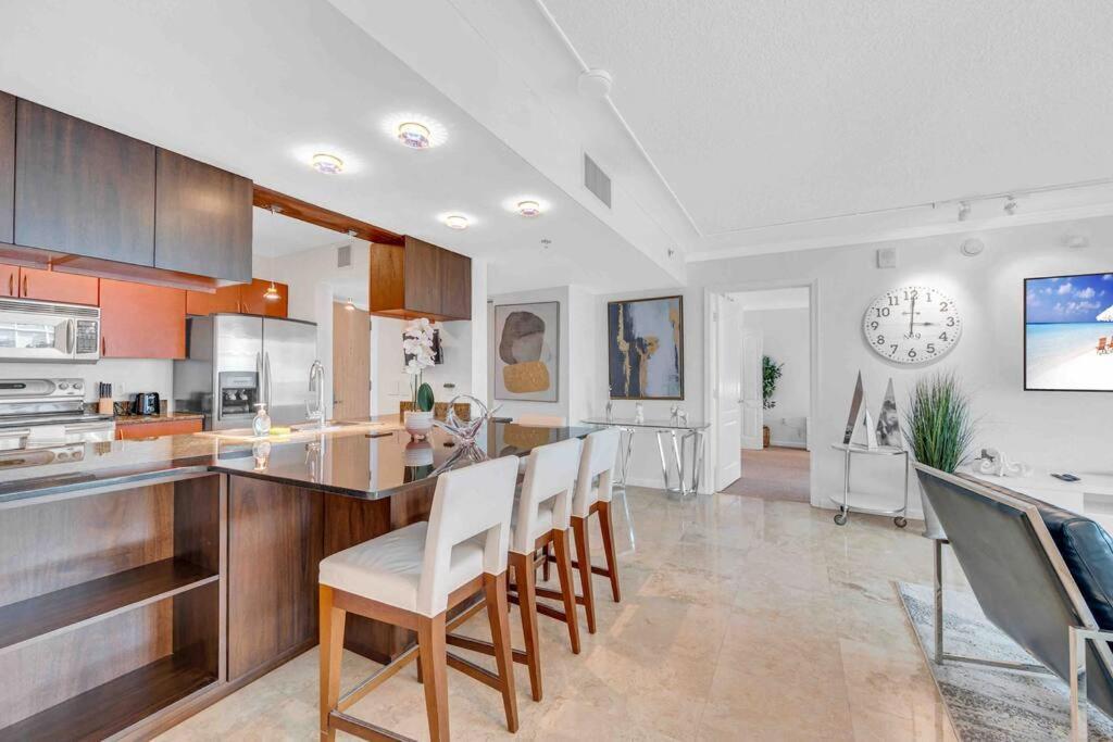 Apartment Ph 41st Floor 3 Bed • Brickell • Ocean View *