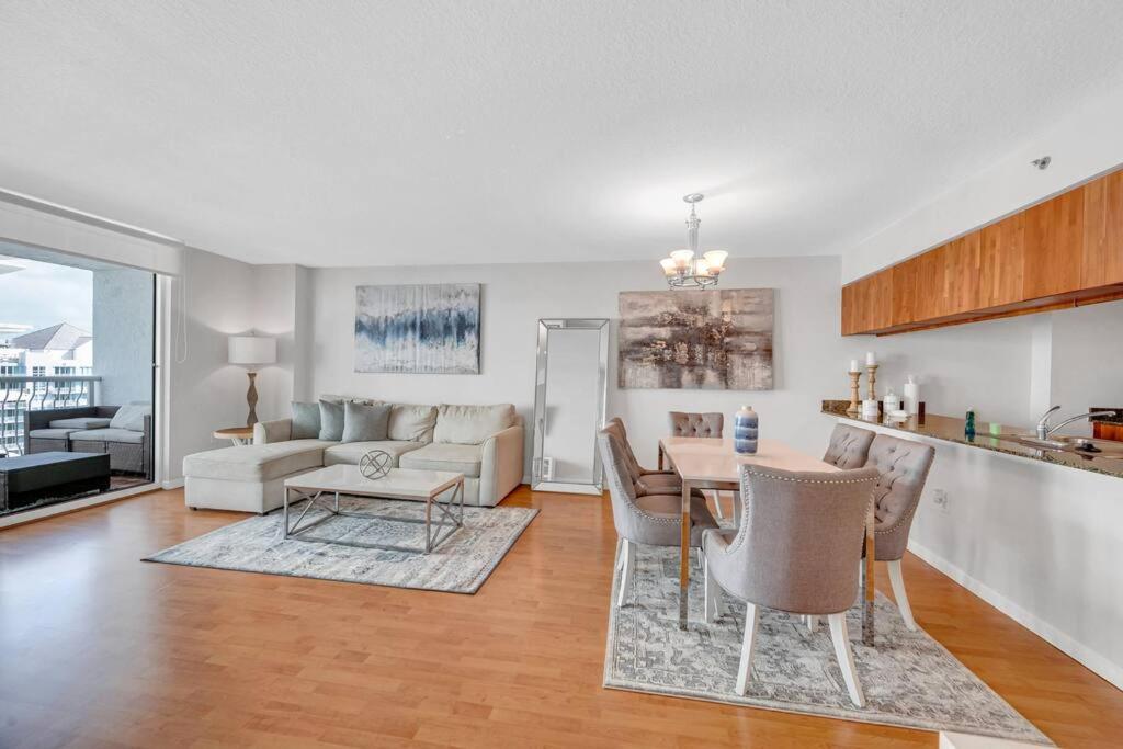 35th Floor 1 Bed 1 Bth • Brickell • Ocean View *