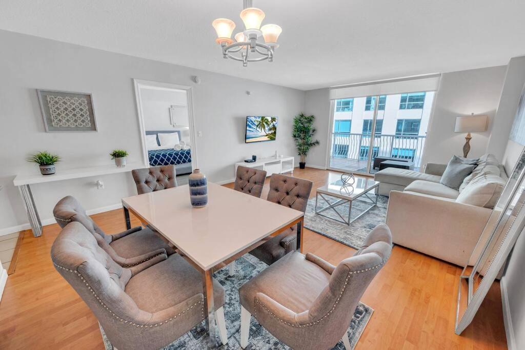 35th Floor 1 Bed 1 Bth • Brickell • Ocean View * Miami